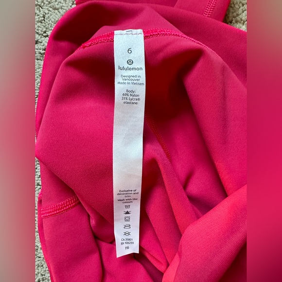 Lululemon Wunder Under Crop (Hi-Rise) *21" - Picture 6 of 7